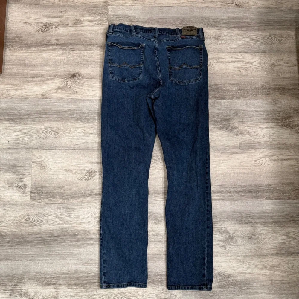 Wrangler straight fit
